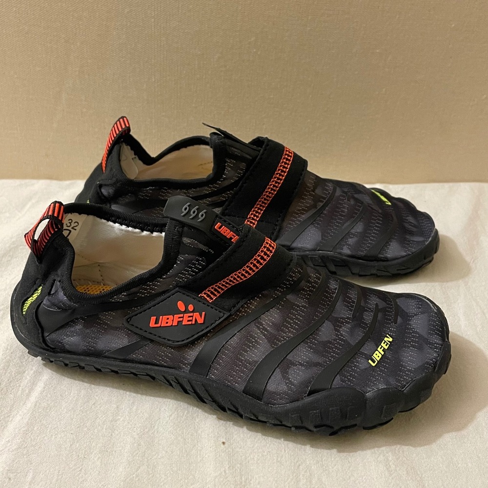 UBFEN Kids Size 32 Barefoot Water Shoes Black Camo Quick Dry‎ Aqua Shoes NEW